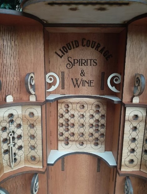 Caja de vino Doncella de la Guerra - Imagen 4