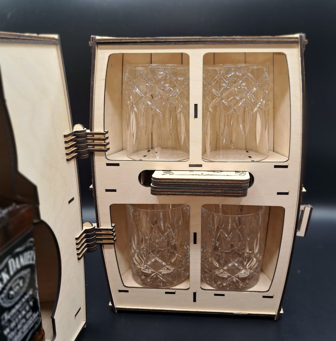 Caja de Madera Jack Daniel's con Compartimentos y Posavasos - Imagen 3