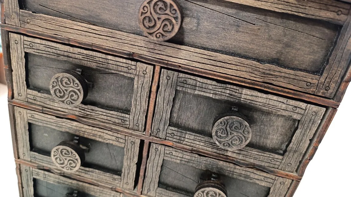 🪵✨ Cómoda Celta de 7 Cajones – Archivo Digital para Corte Láser - ETSY - Imagen 2